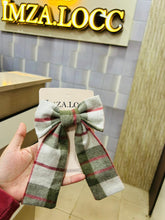 Checkered Bow