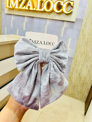 Velvet bow