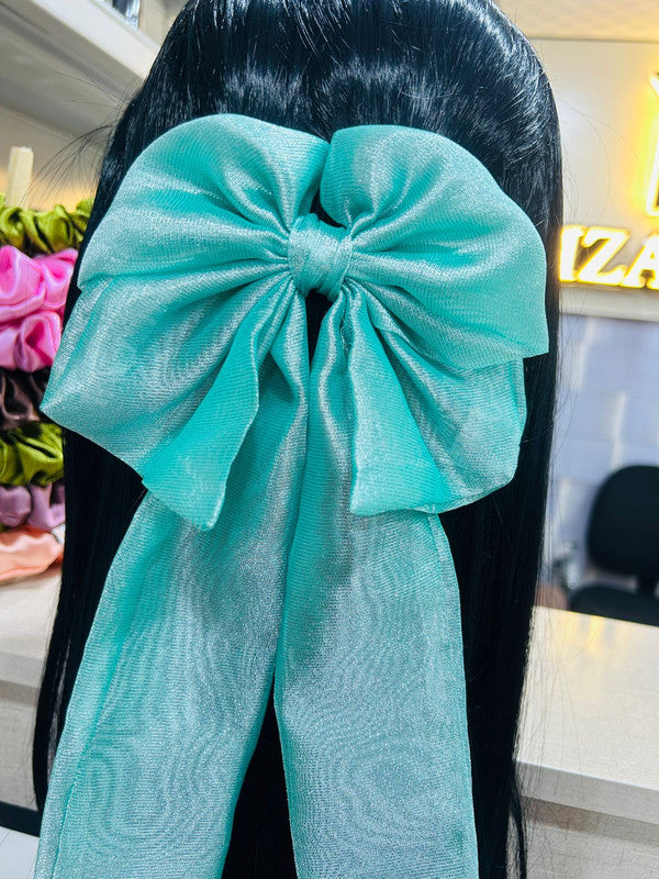 Shimmery bow